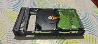 Disco Duro HGST SAS 2TB + CADDY