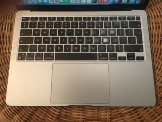 MACBOOK AIR M1 8/256