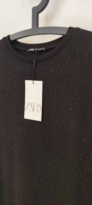 Vestido Zara negro con brillos