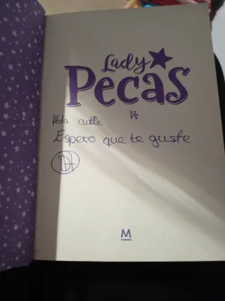 ¡Locuras lejos de casa! (Serie Lady Pecas 1)