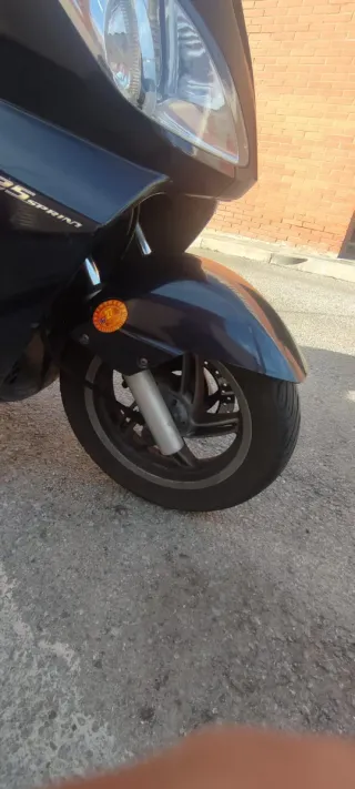 Aprilia Atlantic 125 Negra