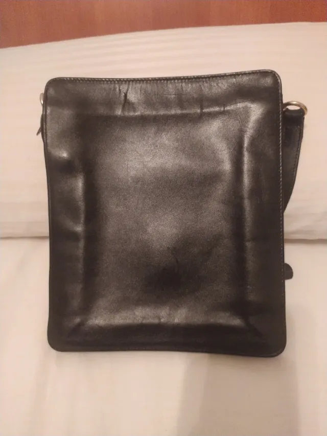 Bandolera piel hombre Samsonite negra.