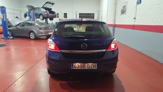 Opel Astra 2006