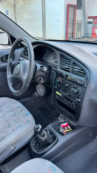 Daewoo Lanos 2001