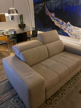 Sofá 2 plazas tapizado sintético