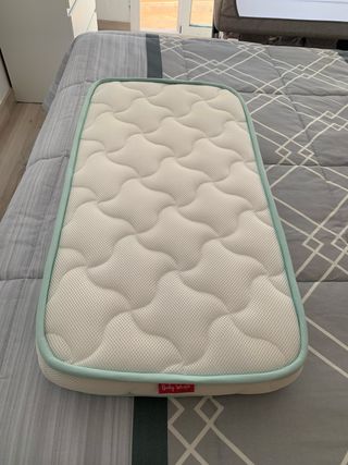 Minicuna gemelar en perfecto estado