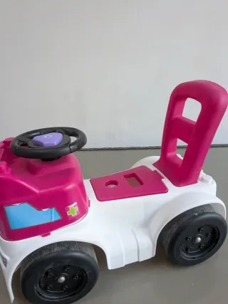 Correpasillos Ambulancia Rosa