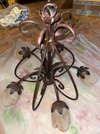 Lámpara colgante antigua de metal y cristal