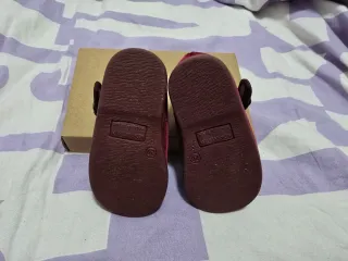 Zapatos niña talla 20 color burdeos