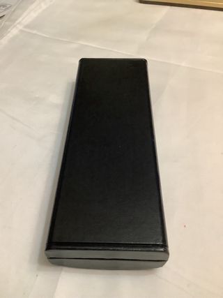 ELEGANTE ESTUCHE MONTBLANC IN PELLE. NUOVO.