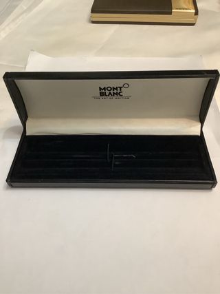 ELEGANTE ESTUCHE MONTBLANC IN PELLE. NUOVO.