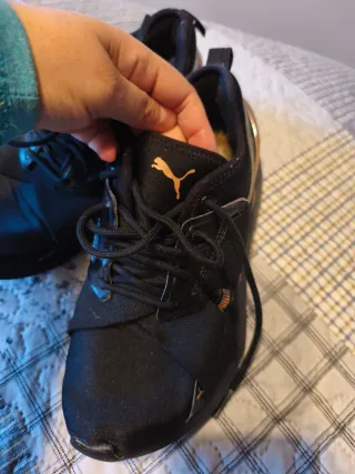 Zapatillas Puma Muse X-2 Metallic Negro/Dorado