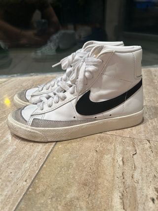 Nike Blazer Mid '77 Vintage Blancas