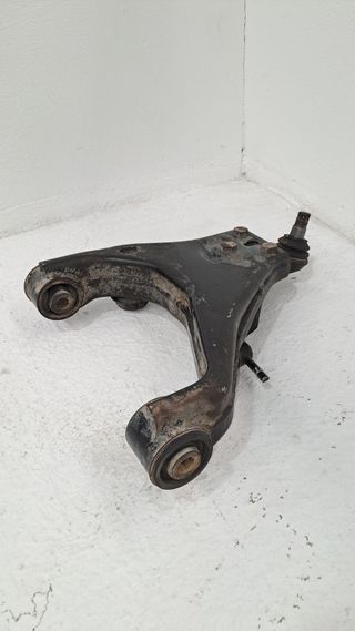 BRAZO SUSPENSION INFERIOR DELANTERO DERECHO KIA SORENTO (2)