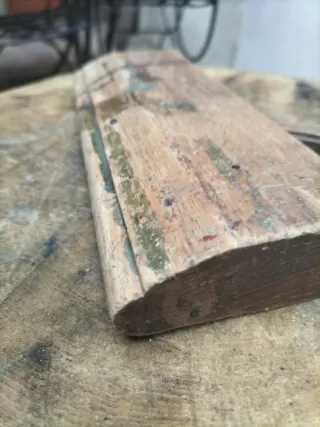 Cepillo de carpintero antiguo