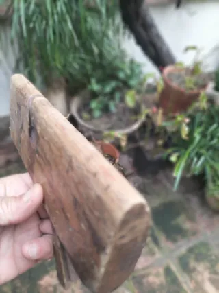 Cepillo de carpintero antiguo