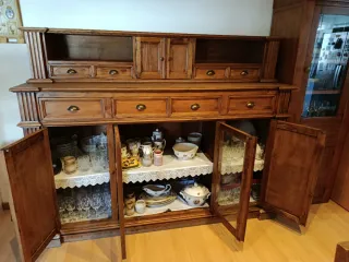 Aparador de madera teca