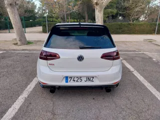 Volkswagen Golf gti club sport 265cv