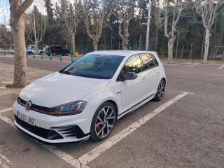 Volkswagen Golf gti club sport 265cv