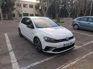 Volkswagen Golf gti club sport 265cv