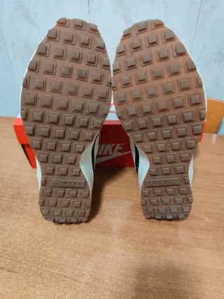 Zapatillas Nike Hombre Negras y Blancas