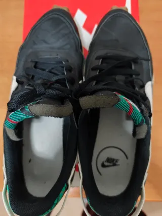 Zapatillas Nike Hombre Negras y Blancas