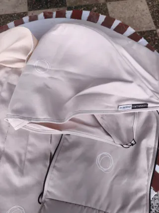 Conjunto Bugaboo Capota, Cubresilla y cubre-pies.