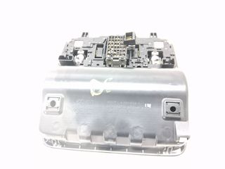 LUZ INTERIOR KIA CEED (2)