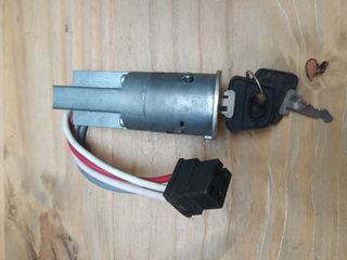 Clausor para varios modelos Renault (con llaves)