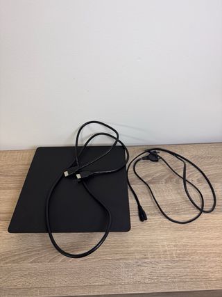 PLAYSTATION 4 SLIM Negra