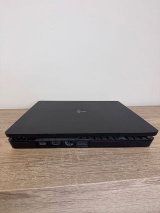 PLAYSTATION 4 SLIM Negra