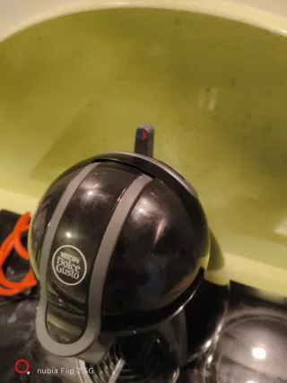 Cafetera Nescafé Dolce Gusto Negra