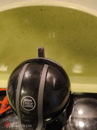 Cafetera Nescafé Dolce Gusto Negra