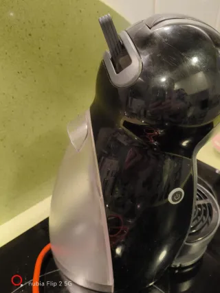 Cafetera Nescafé Dolce Gusto Negra