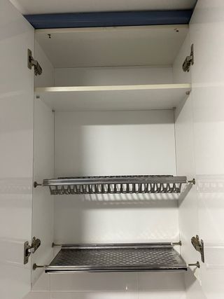 Cocina modular blanca y azul