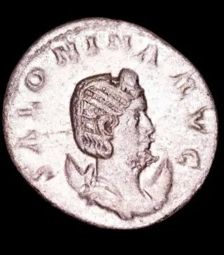 Antoniniano romano de Salonina siglo III