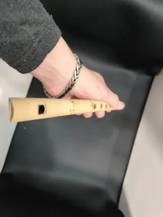 Flauta de bambú artesanal