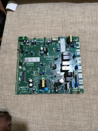 Placa Electrónica Saunier Duval Themafast F25 E H