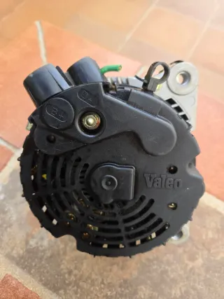 Alternador Valeo CL15 9635342080