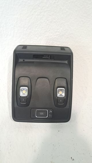 LUZ INTERIOR RENAULT CAPTUR II (4)