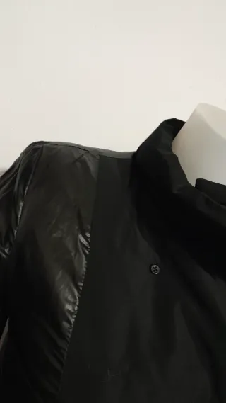 Abrigo acolchado Purificación García negro