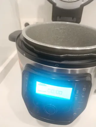 Olla multifuncional Cecotec