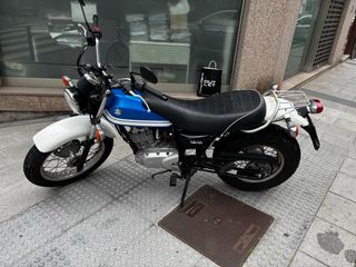 Suzuki Van Van 125cc Azul y Blanca