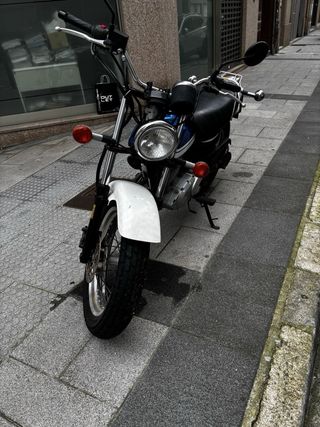 Suzuki Van Van 125cc Azul y Blanca