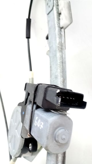 ELEVALUNAS DELANTERO DERECHO PEUGEOT 607 (S1)