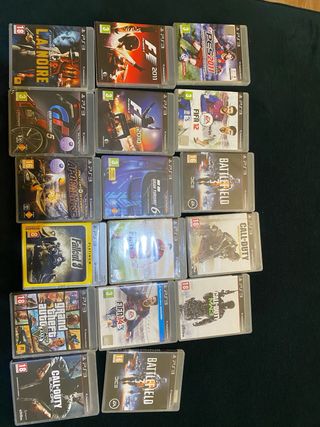 Consola PS3 Slim Negra + 4 Mandos + 17 Juegos