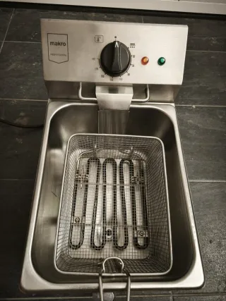 Freidora Eléctrica Makro 8L