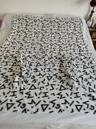 Manta Bata Polar Diseño Geométrico