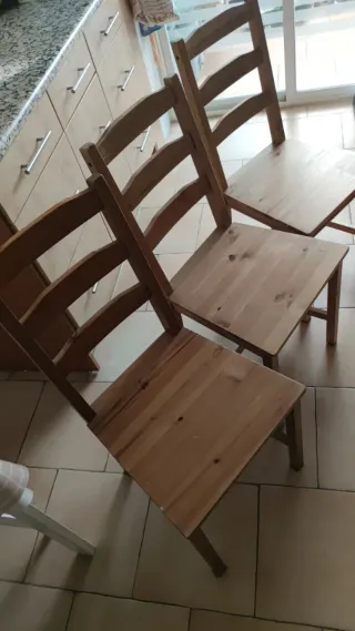 Sillas de madera