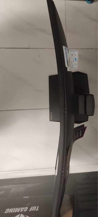 Monitor Curvo Gamer ASUS 27 TUF VG27W